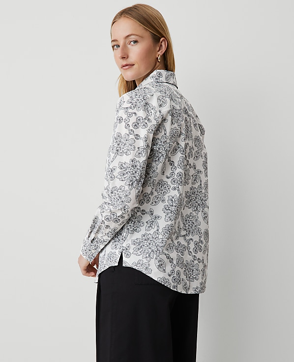 Weekend Collection Paisley Pocket Blouse
