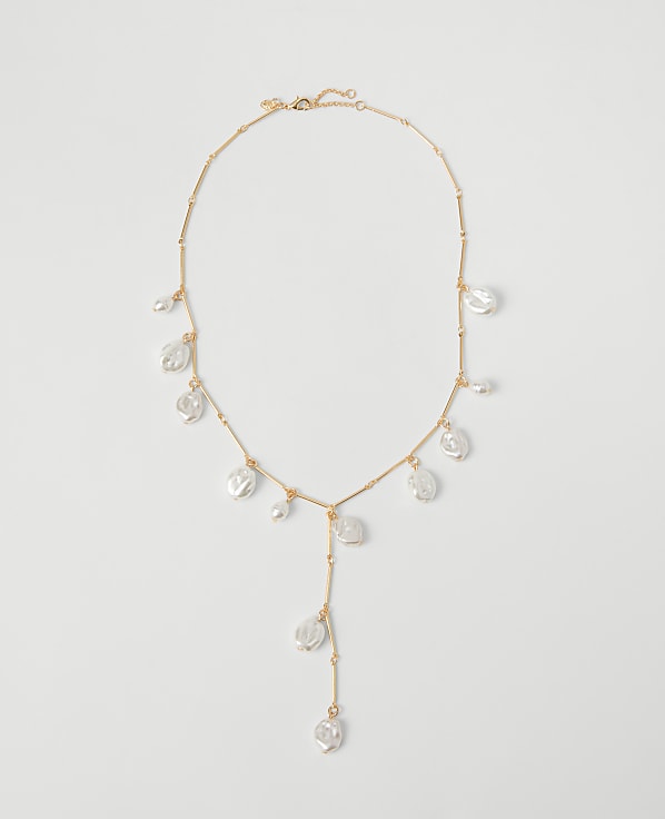 Pearlized Lariat Necklace