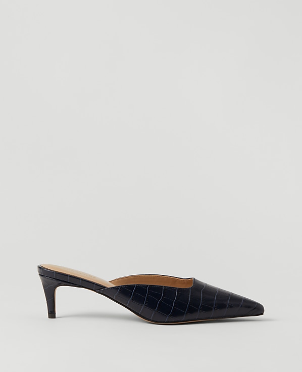 Embossed Nip Toe Kitten Heel Mule Pump