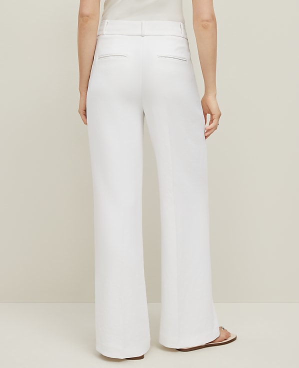 The Wide-Leg Pant in Crinkle Crepe
