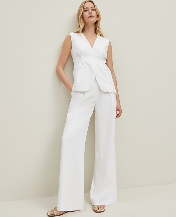 The Wide-Leg Pant in Crinkle Crepe