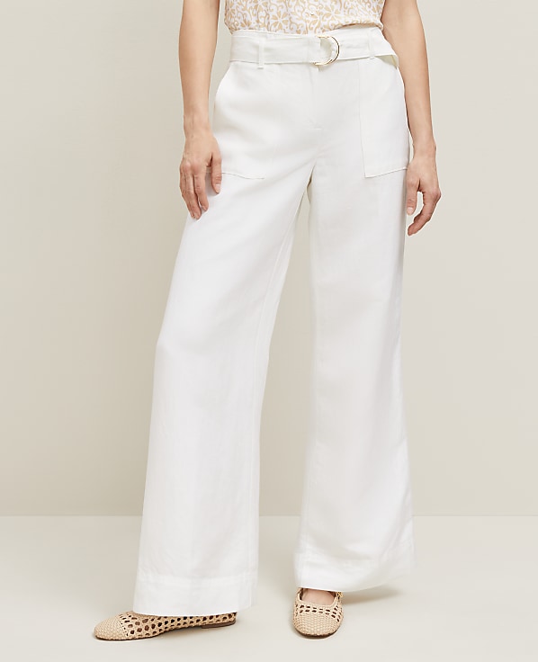 The Belted Wide-Leg Pant in Linen Blend &mdash; Curvy Fit