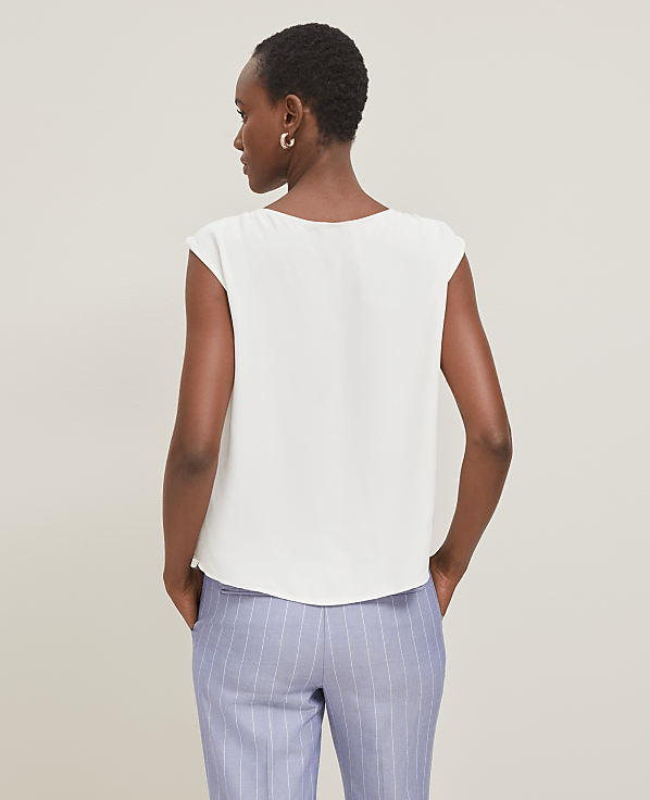 Sleeveless Crew Neck Top