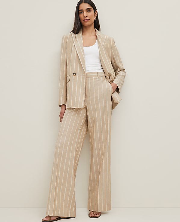 The Wide-Leg Pant