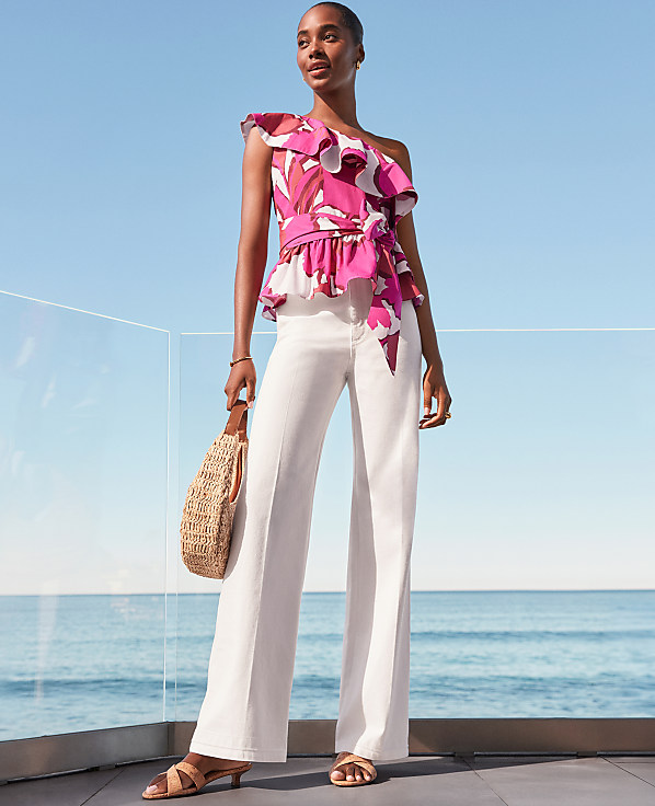 The Refined Wide-Leg Jean
