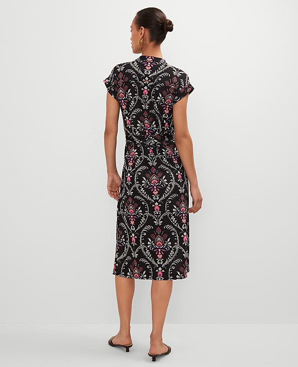 Floral Knit Belted Shirtdress