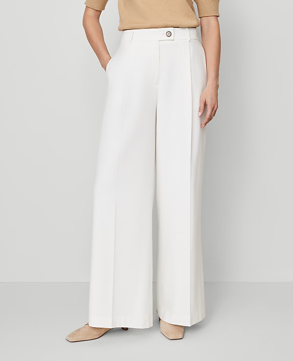 The Petite Modern Wide-Leg Trouser