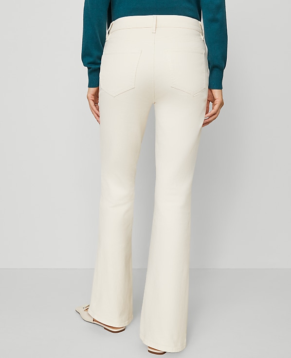The Boot Jean - Curvy Fit