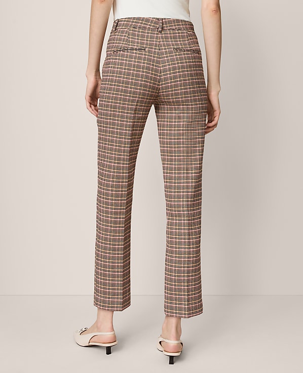 The Petite Eva Ankle Pant in Houndstooth &mdash; Curvy Fit