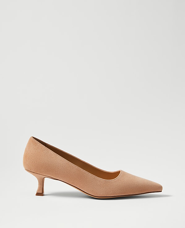 Suede Nip Toe Kitten Heel Pump