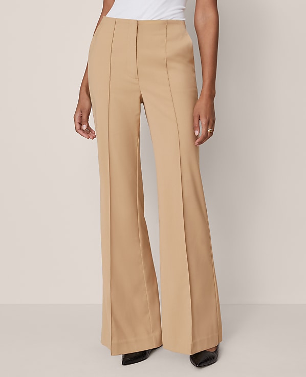 The Margot Trouser &mdash; Curvy Fit