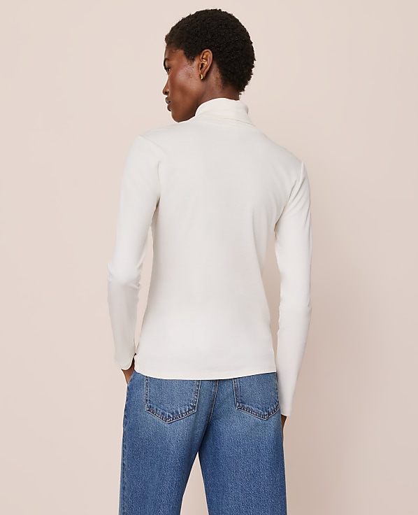 Petite Weekend Cozy Crew Neck Sweater