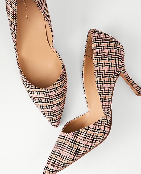 Azra Houndstooth Pump
