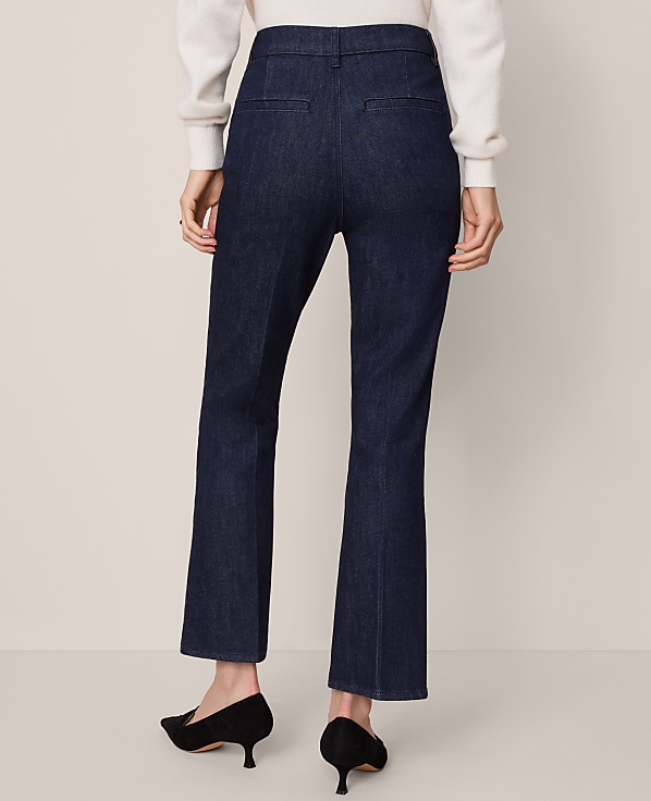 The Boot Crop Jean &mdash; Curvy Fit