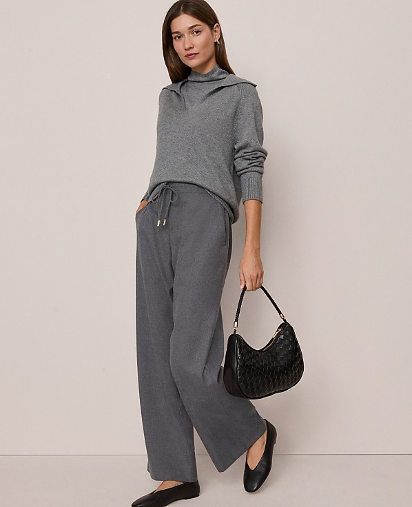 Weekend Wide-Leg Jogger Pant