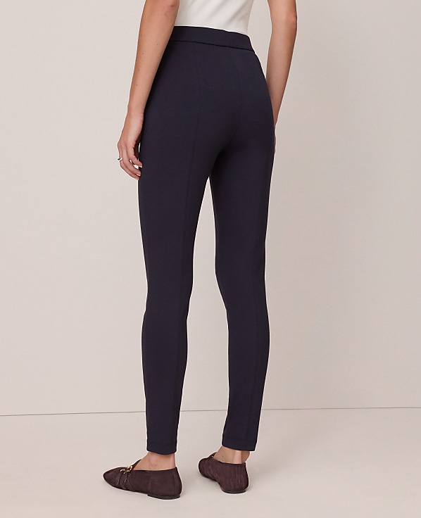 Weekend Classic Easy Fit Legging