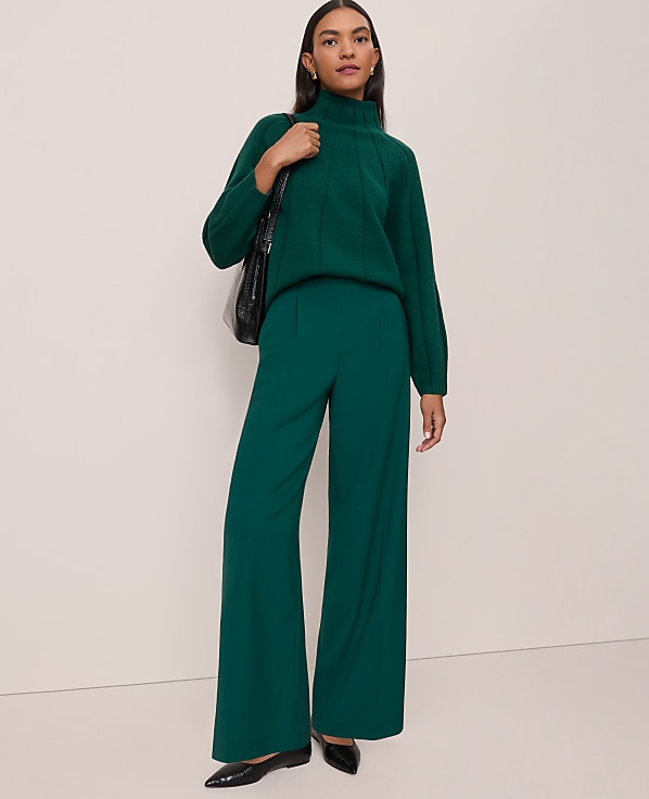 The Petite Side Button Wide-Leg Pant