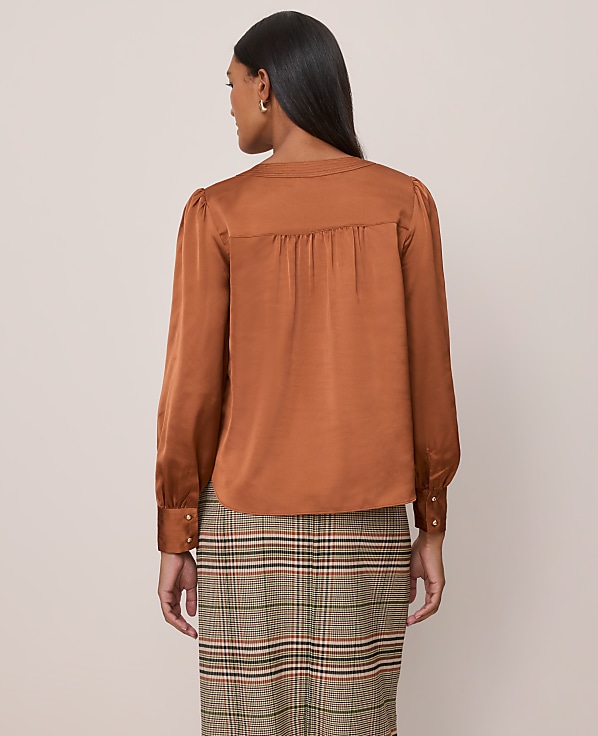 Satin Button Popover