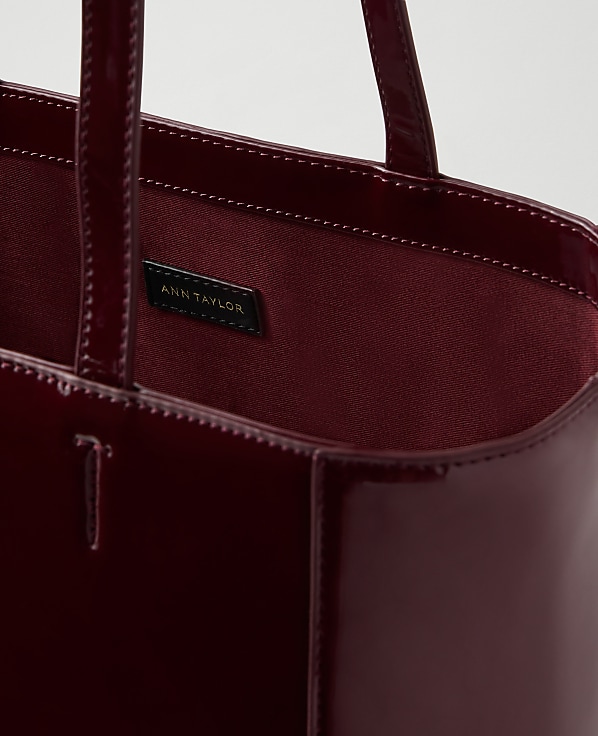Weekend Patent Tote