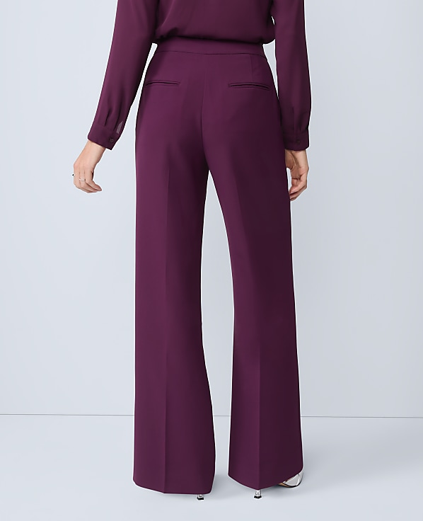 The Wide-Leg Pant in Fluid Crepe &mdash; Curvy Fit