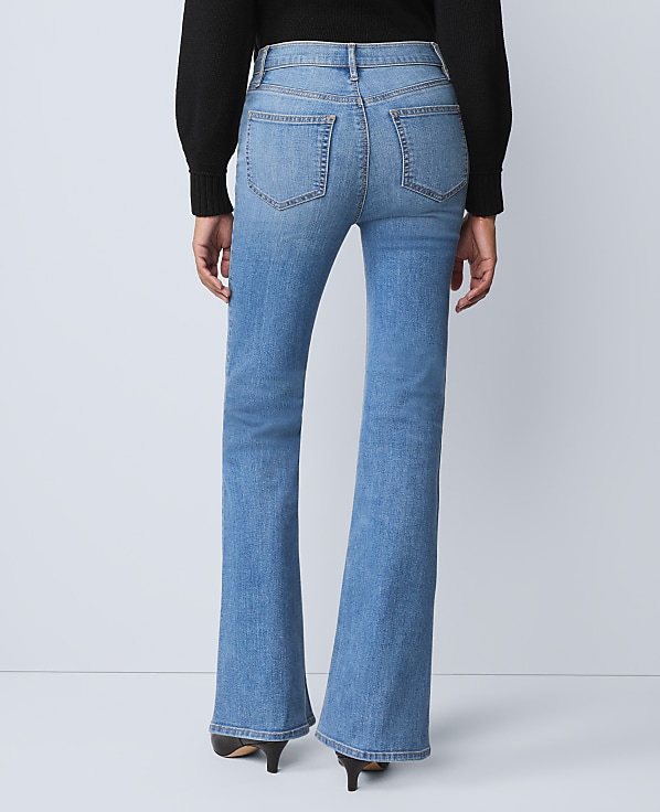 The Petite Boot Jean &mdash; Curvy Fit