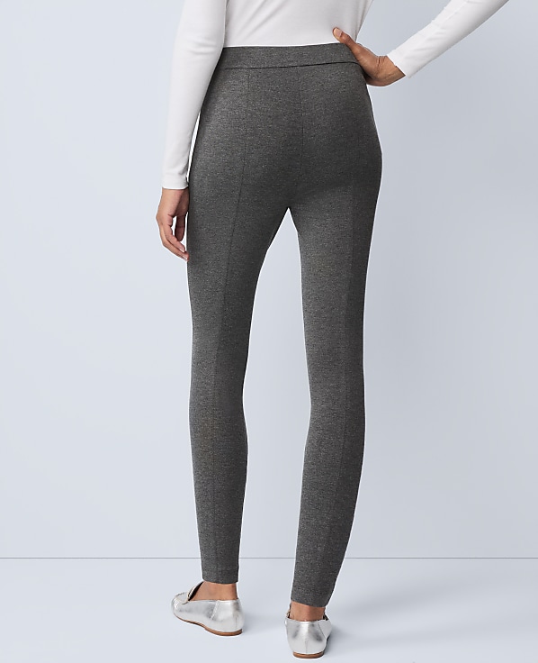 Weekend Classic Easy Fit Legging
