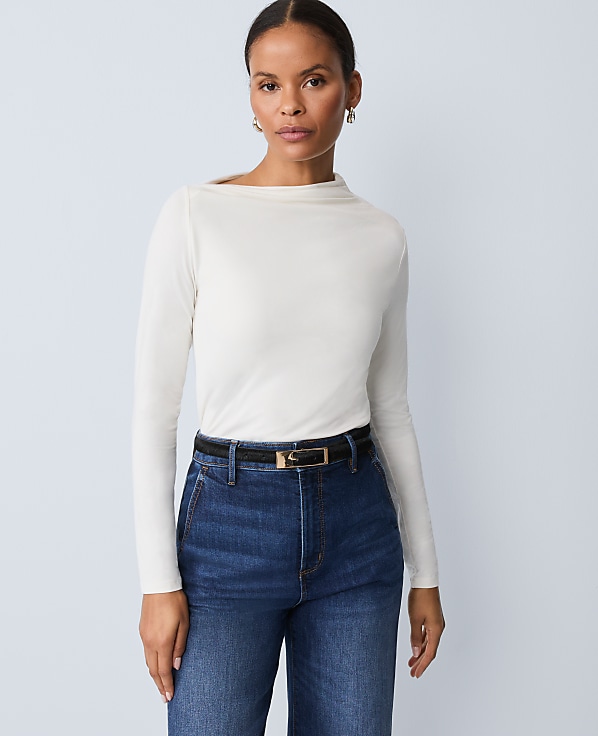 Asymmetric Ruched Top