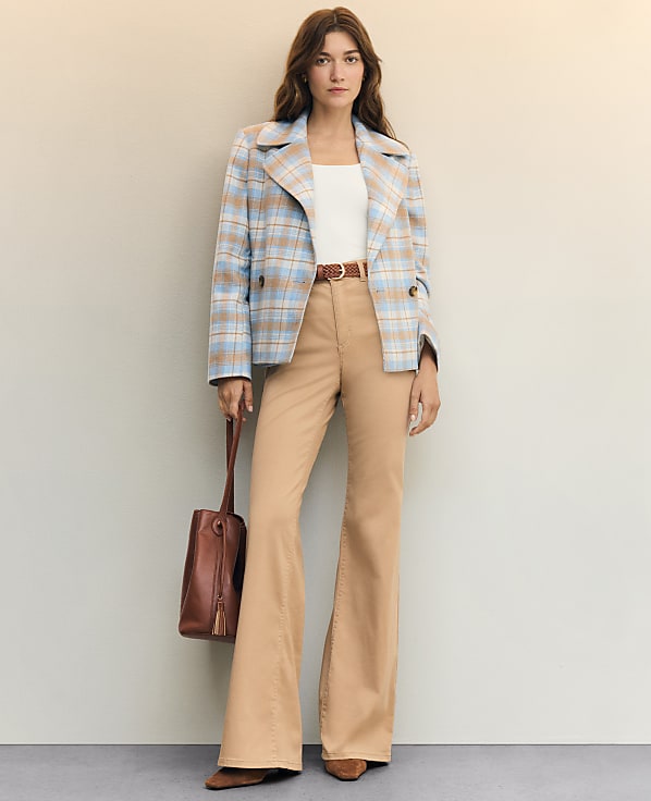 Weekend Go-Everywhere Flare Pant