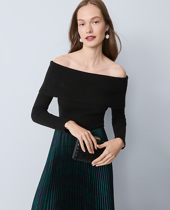 Ribbed Off-The-Shoulder Sweater