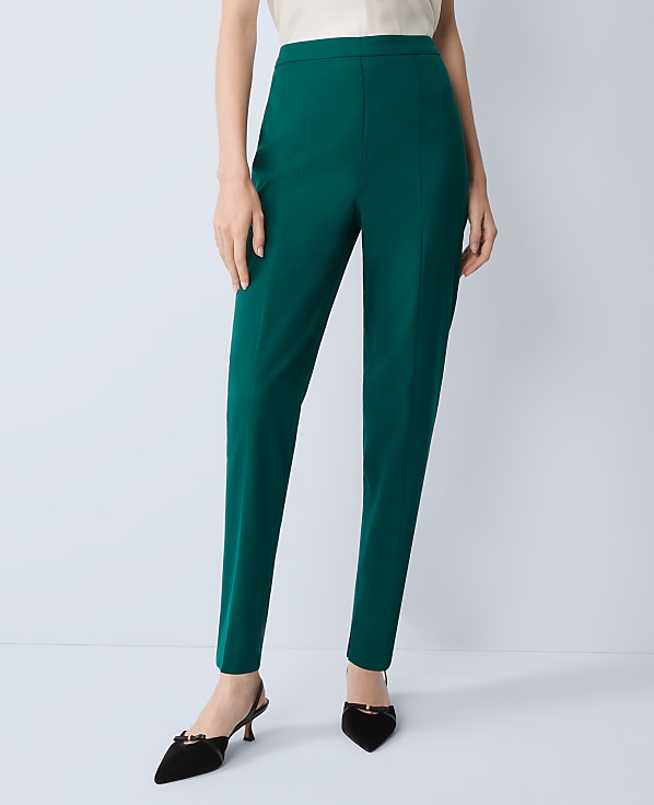 The Petite Natalie Pant &mdash; Curvy Fit