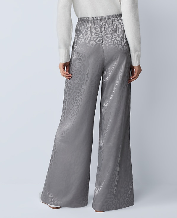 The Easy Wide-Leg Pant