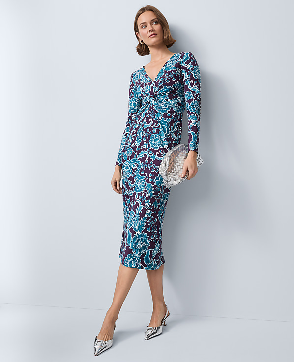 Floral V-Neck Knit Dress