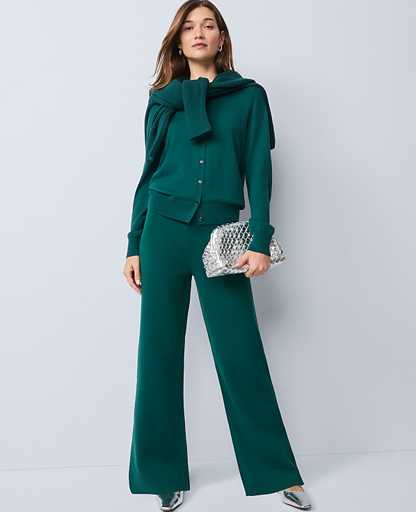 The Wide-Leg Sweater Pant