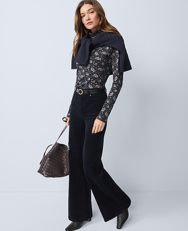 Petite Weekend Wide-Leg Corduroy Pant