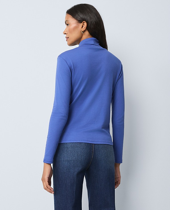 Weekend Turtleneck Top