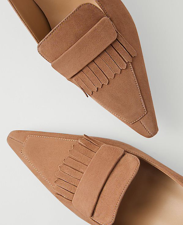 Suede Tapered Heel Kiltie Pump