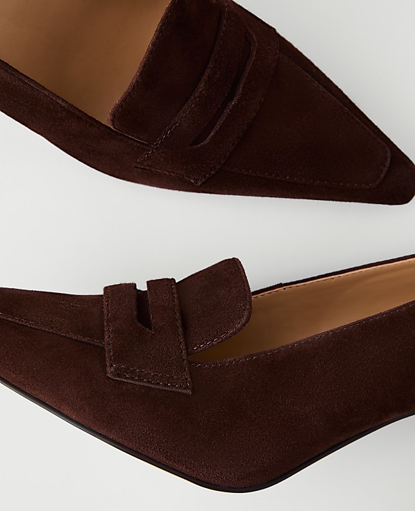 Suede Nip Toe Penny Pump