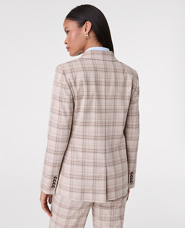 The Petite Greenwich Blazer in Plaid