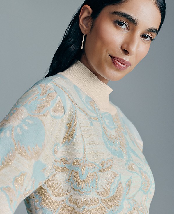Shimmer Floral Jacquard Sweater Tee