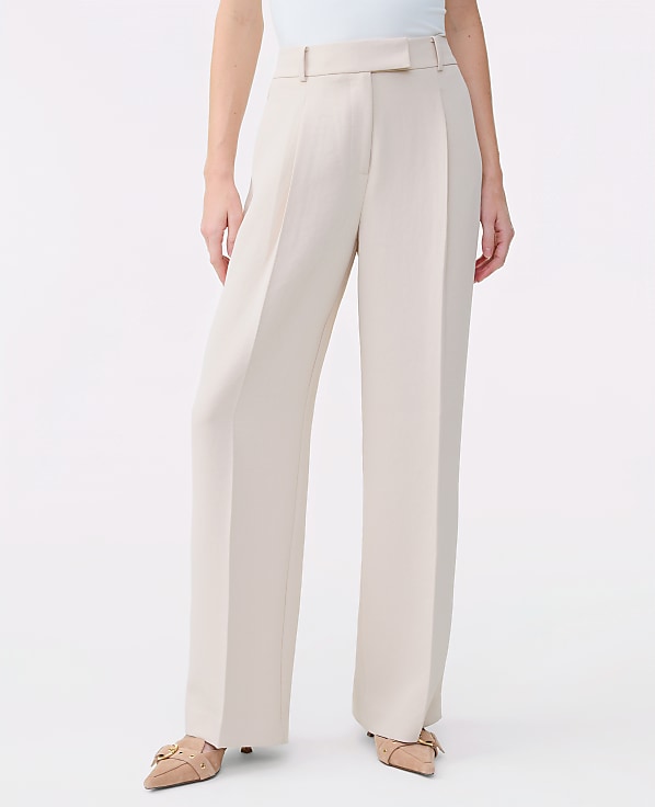 The Pleated Straight Pant in Textured Crepe