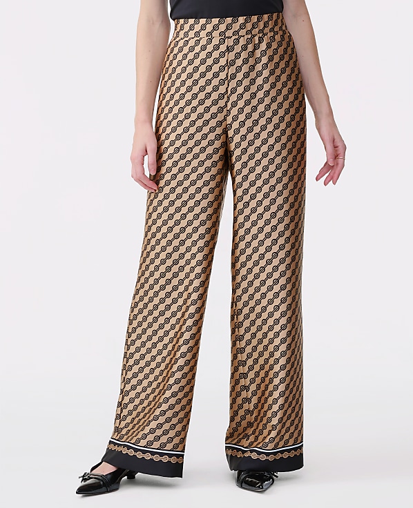 The Petite Easy Wide-Leg Pant in Geo Satin