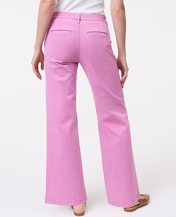 Petite Weekend  Wide-Leg Jean