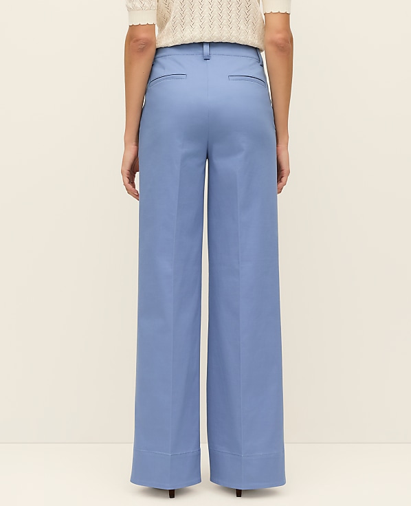 The Petite Perfect Wide-Leg Pant