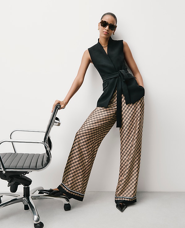The Petite Easy Wide-Leg Pant in Geo Satin