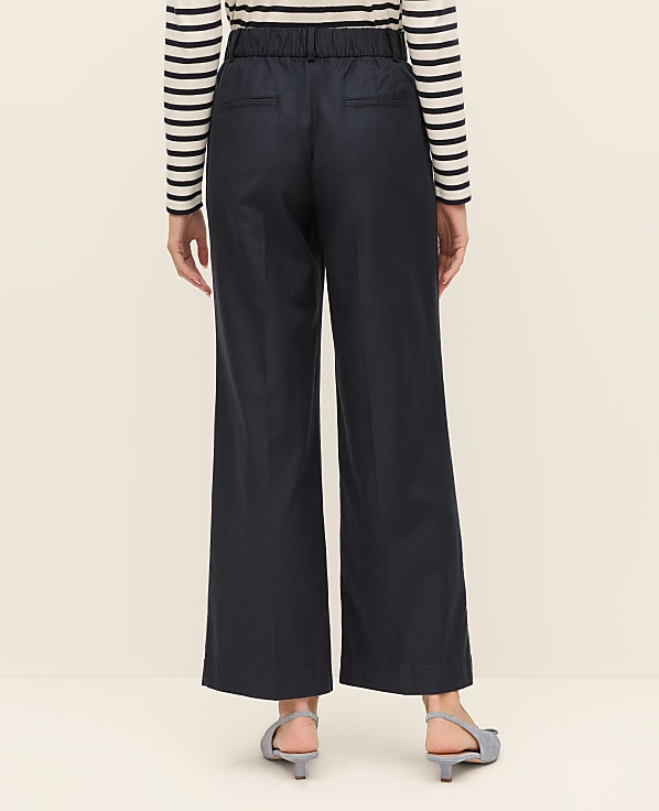 The Petite Relaxed Wide-Leg Ankle Pant