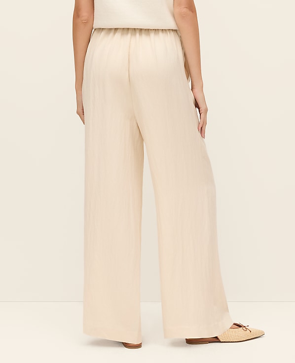 Weekend Easy Fit Wide-Leg Pant