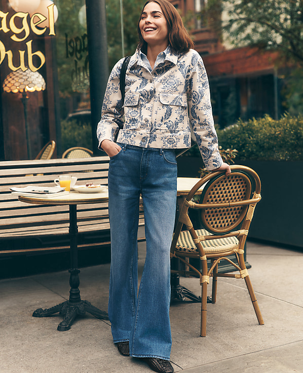 The Petite Wide-Leg Jean