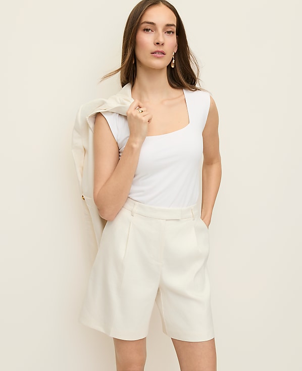 The Petite Long Short in Linen Blend