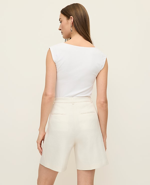 The Petite Long Short in Linen Blend