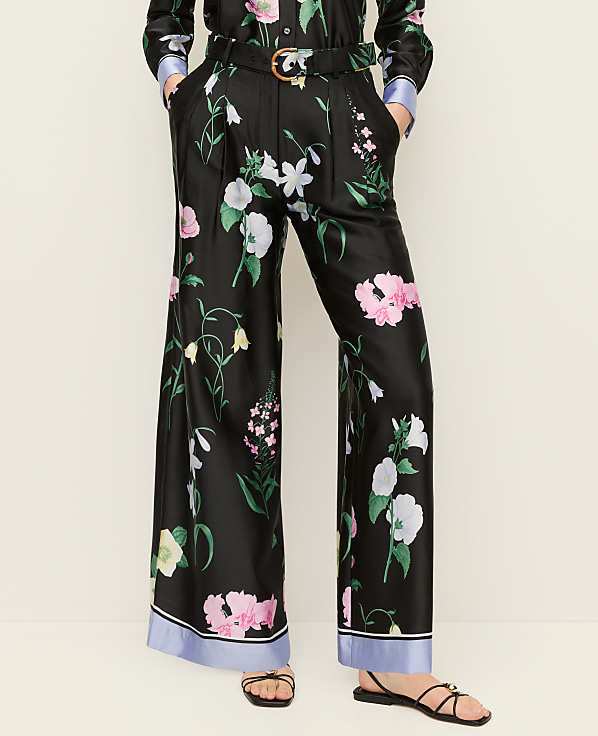 The Petite Floral Pleated Wide-Leg Pant in Satin